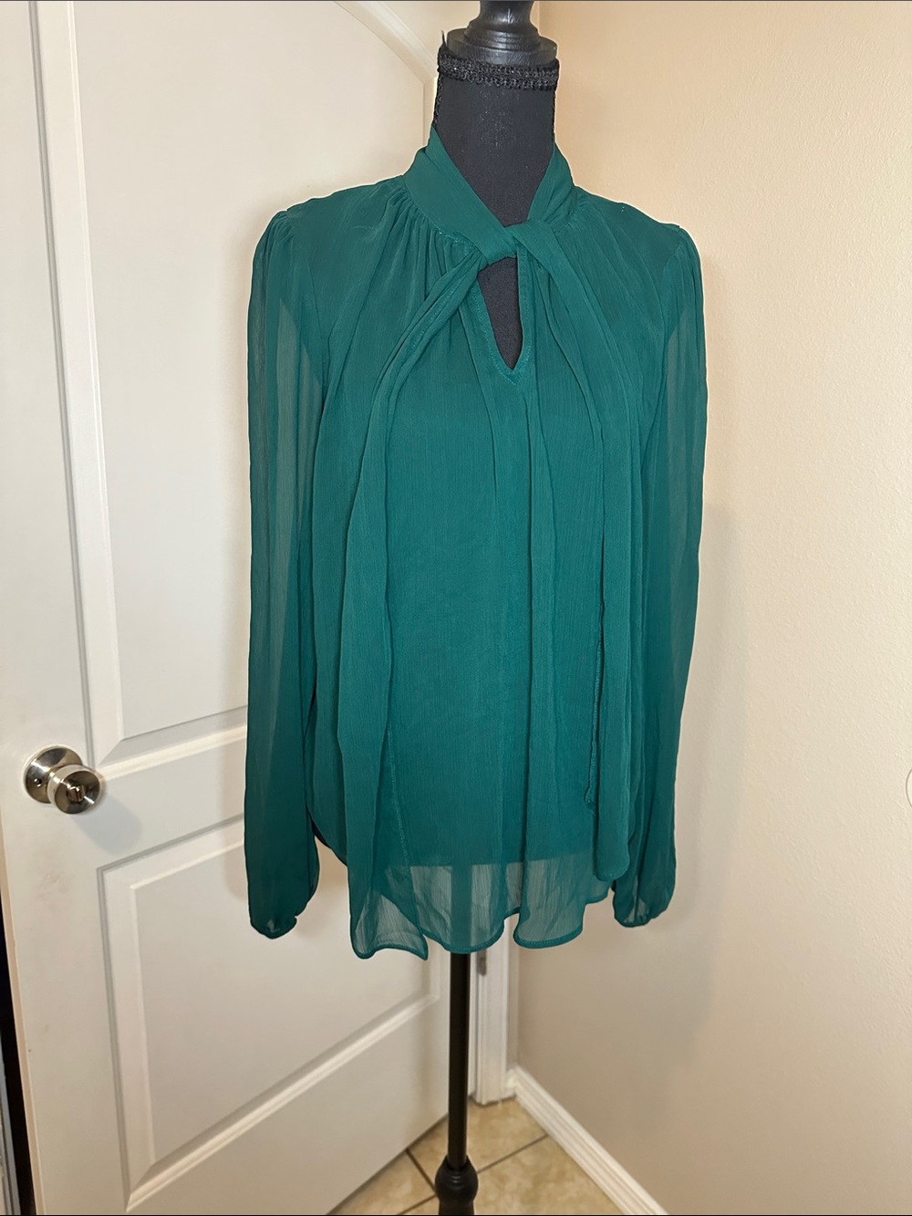 Rachel Zoe Green Tie-Neck Chiffon Blouse